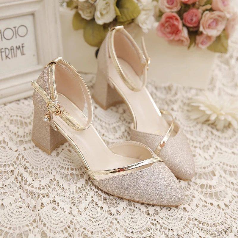 2021 Summer new style of Korean style pointed-toe square thick-heeled women's shoes, one-button fashionable sandals for export Specification drawing