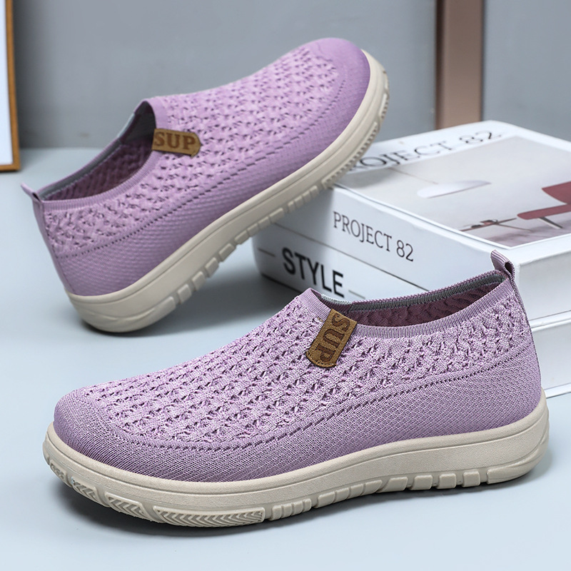 Women's solid color versatile casual shoes, one-step lazy shoes, soft soles not tiring to the feet, flat shoes, wholesale of women's shoes for export full figure