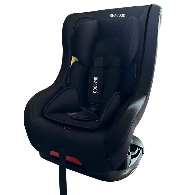 汽车儿童安全座椅实物图