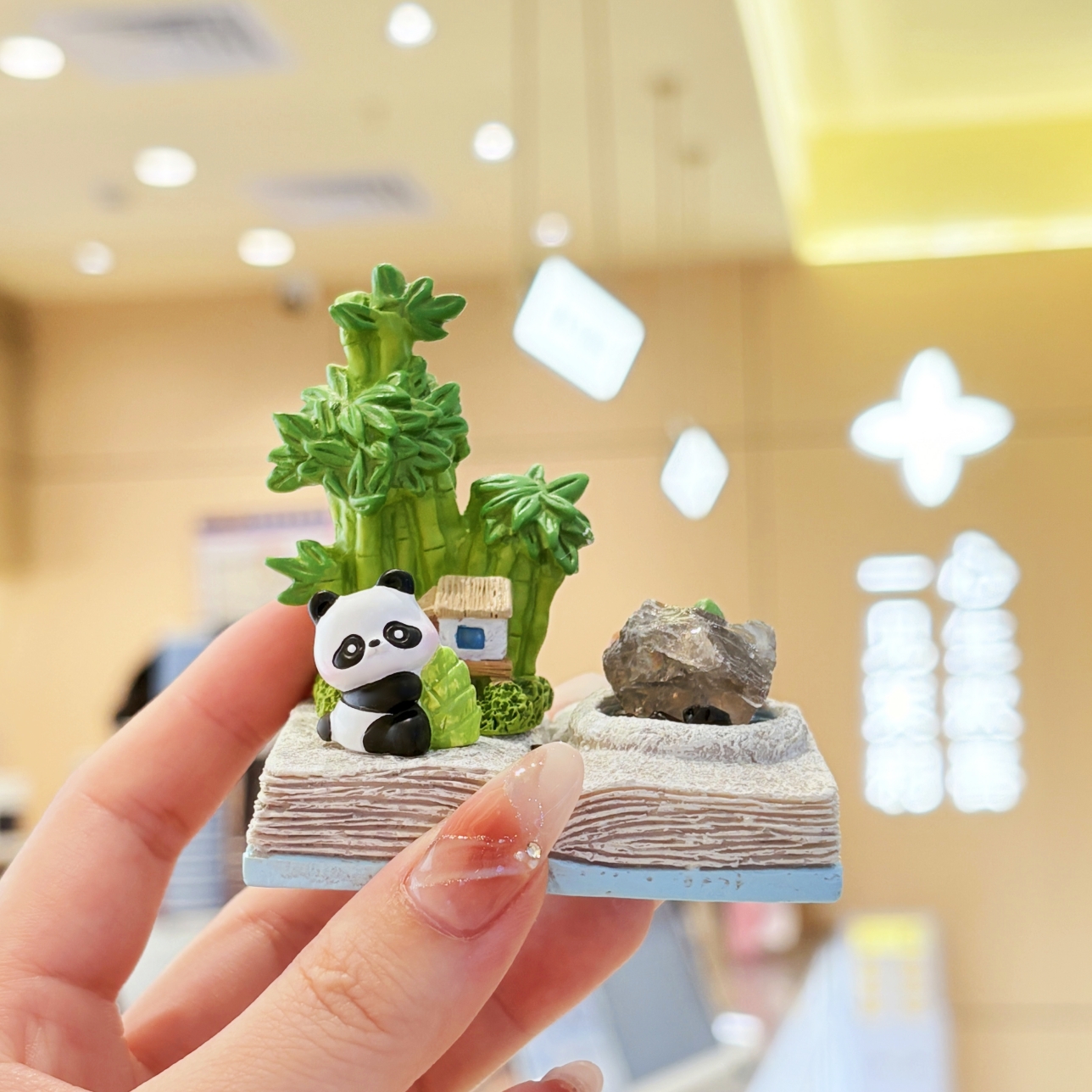 小红书新款热卖创意智慧水晶小豆丁盲盒家居卧室树脂工艺品桌面香薰摆件详情7
