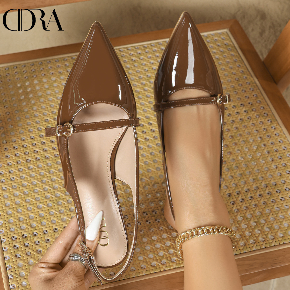 Factory direct sales of new styles of stiletto high heels and flip-flops, elegant pointed-toe single shoes for spring and summer Application Scenario