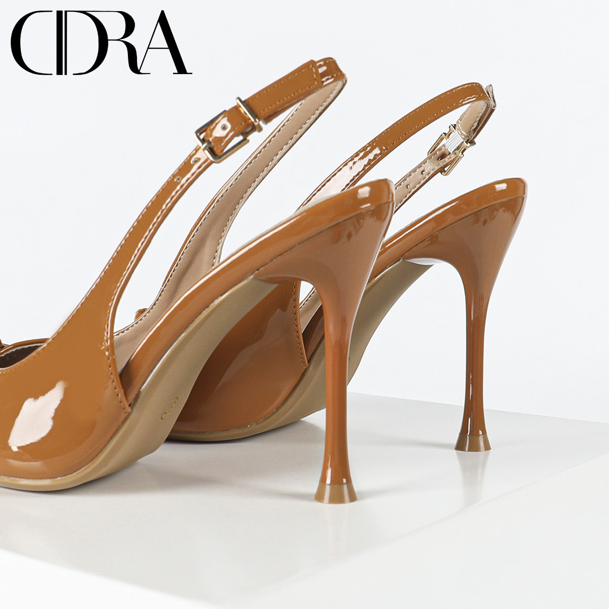 New retro patent leather single shoes for Spring/Summer 2025, elegant flip-flops, pointed-toe soft leather ultra-high heels for women Application Scenario