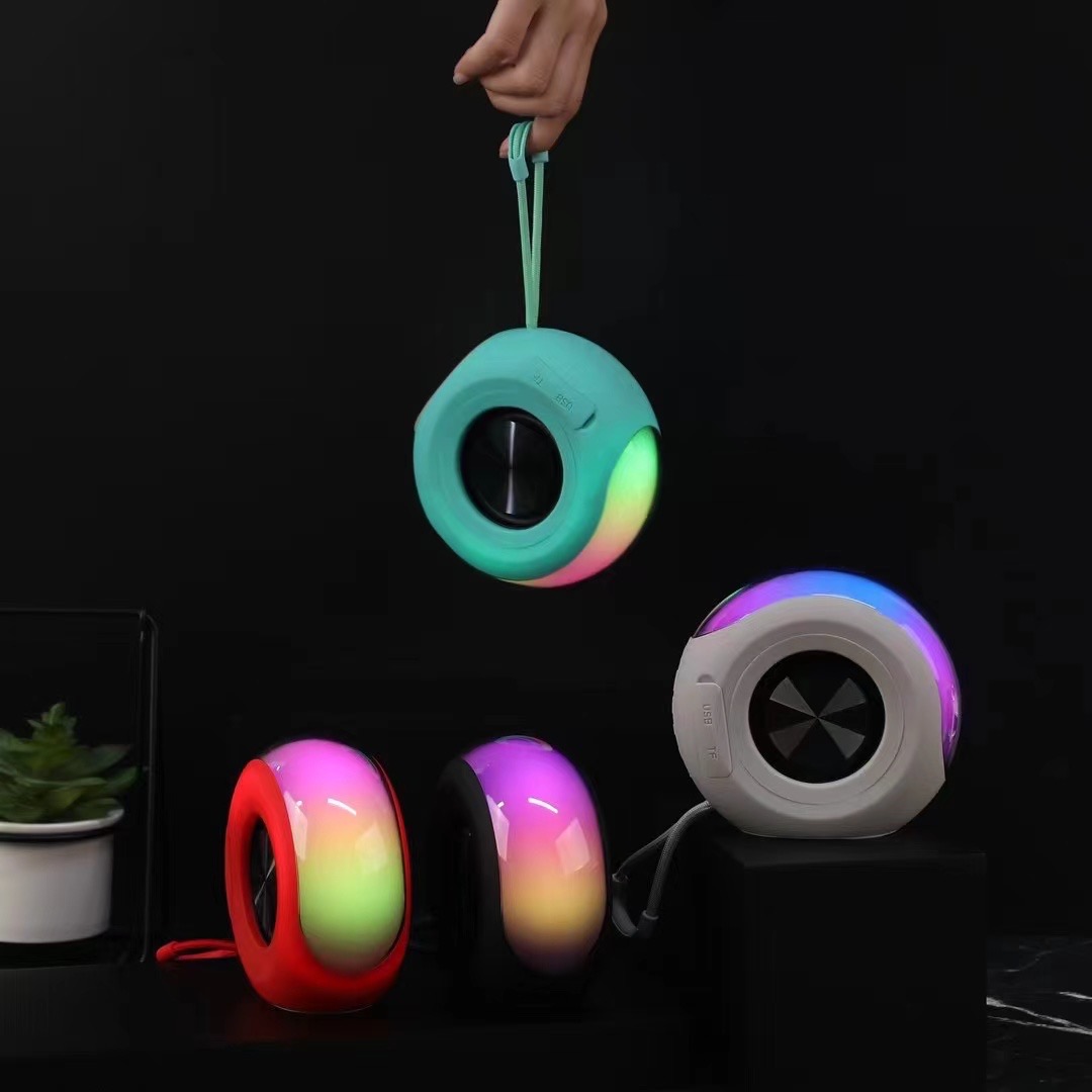 New wireless Bluetooth speaker, outdoor waterproof, portable, super heavy subwoofer with RGB light, gaming speaker details Picture