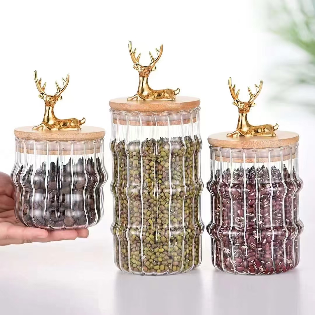 简约玻璃储物罐，木质盖配金属扣，三款大小渐变，透明设计便于收纳细节图