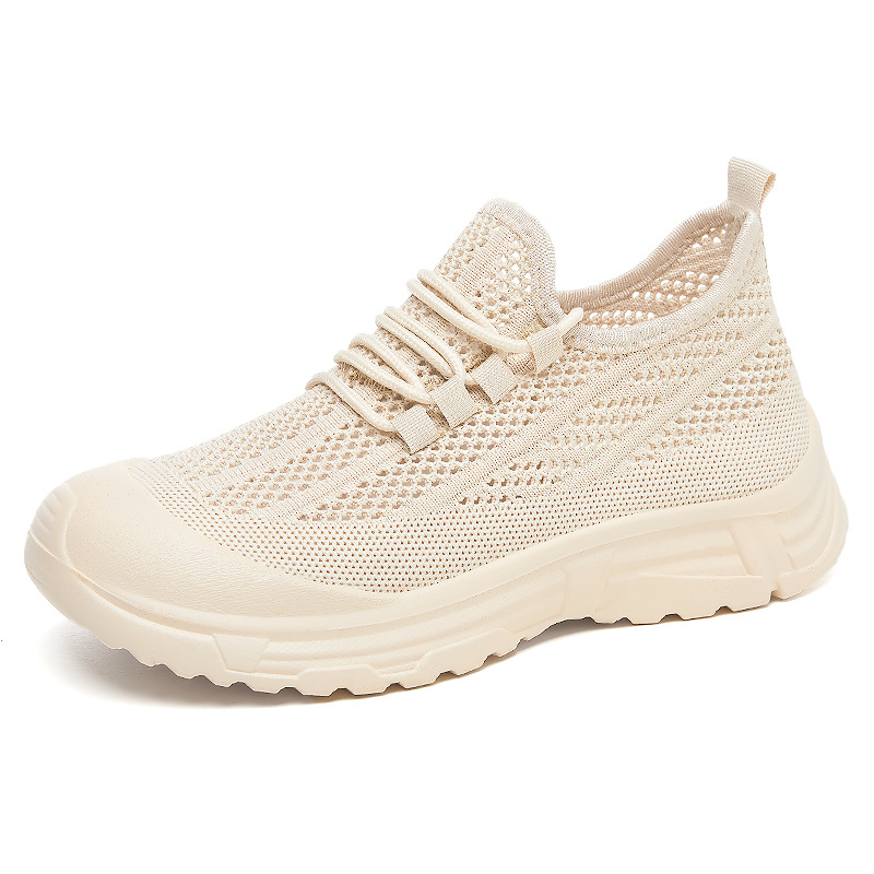 The new summer shoes for women are versatile, with a shallow toe and flat bottom. You can wear the old Beijing cloth shoes with soft soles and comfortable mom shoes Item Picture