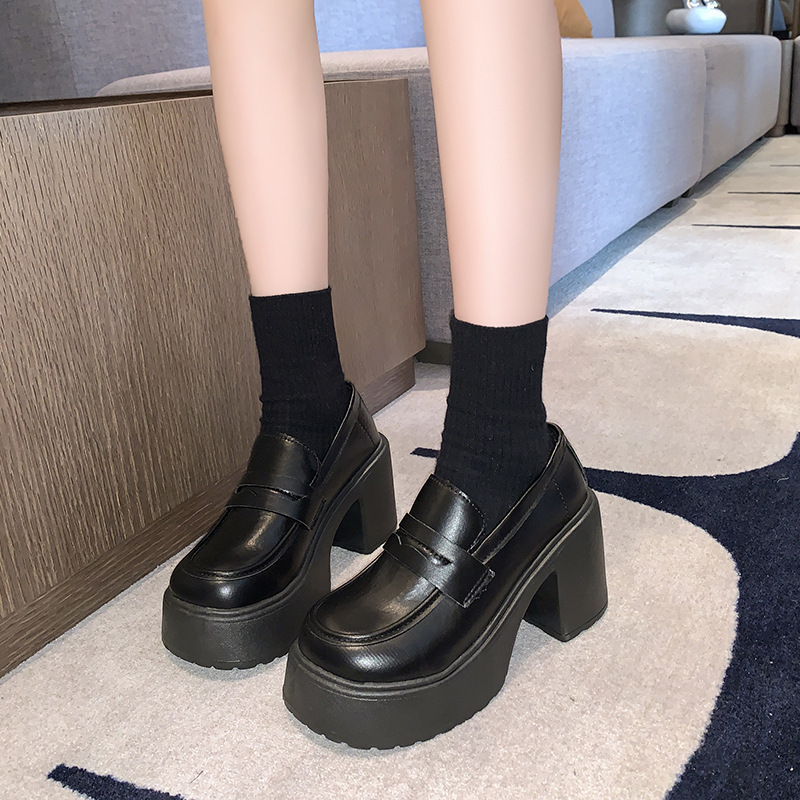 French small leather shoes for women, ultra-high heels, new Spring and Autumn 2025 vintage jk single shoes, waterproof platform, thick-soled loafers trend Application Scenario