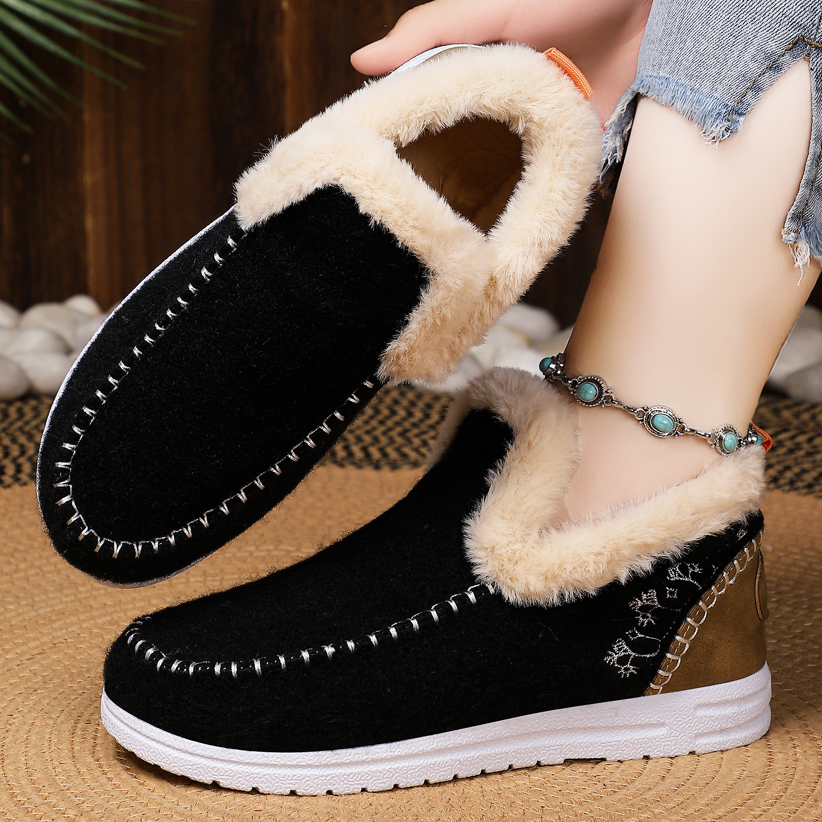 Jinshiyuan - Winter cotton boots Processing and customization, fleece and thickened cotton shoes, women's boots, cold-proof and warm, one-foot snow boots details Picture