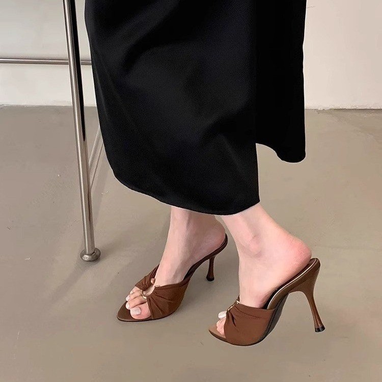 High-heeled women's 2025 summer new style pleated metal buckle stylish pointed toe toe-exposed flip-flops sexy thin-heeled slippers details Picture