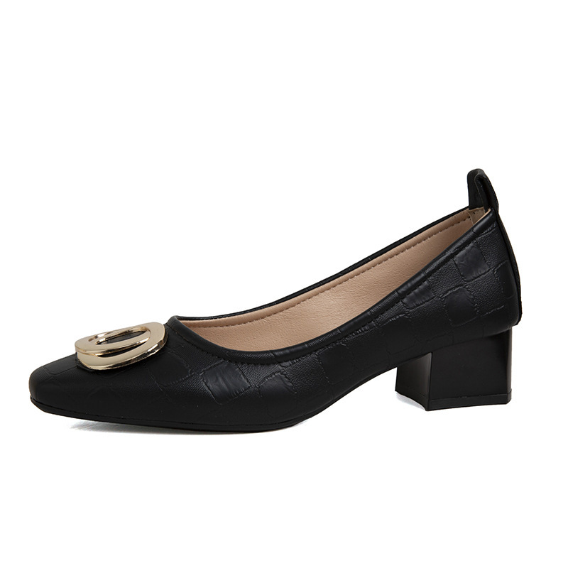 Chunky-heeled single-shoe women's 2024 new Spring and autumn one-step shallow-mouthed evening breeze bean shoes, pointed-toe soft-soled large-sized women's shoes Application Scenario