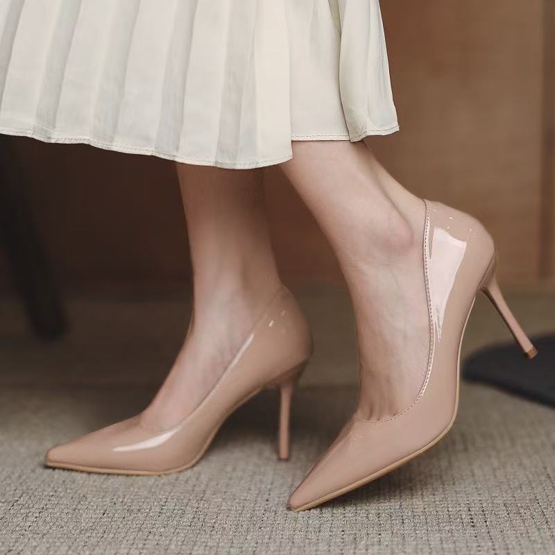 Nude high-heeled shoes for women, 2025 new style of Chanel, pointed-toe, insole, flat shoes, patent leather work single shoes Application Scenario
