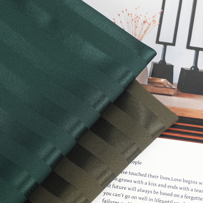 (Factory Stock) 75D striped jacquard fabric 165g all-polyester composite base fabric knitted jersey sports fabric 170CM gate width sports clothing special fabric HL-133 Application Scenario