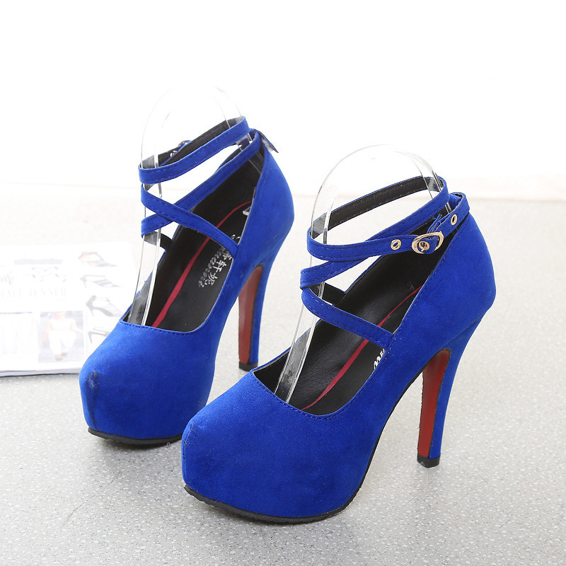 Spring new style of European and American high heels for foreign trade, pointed-toe shoes, belt buckle, thick-heeled high heels, fashionable sandals, women's plus-size details Picture