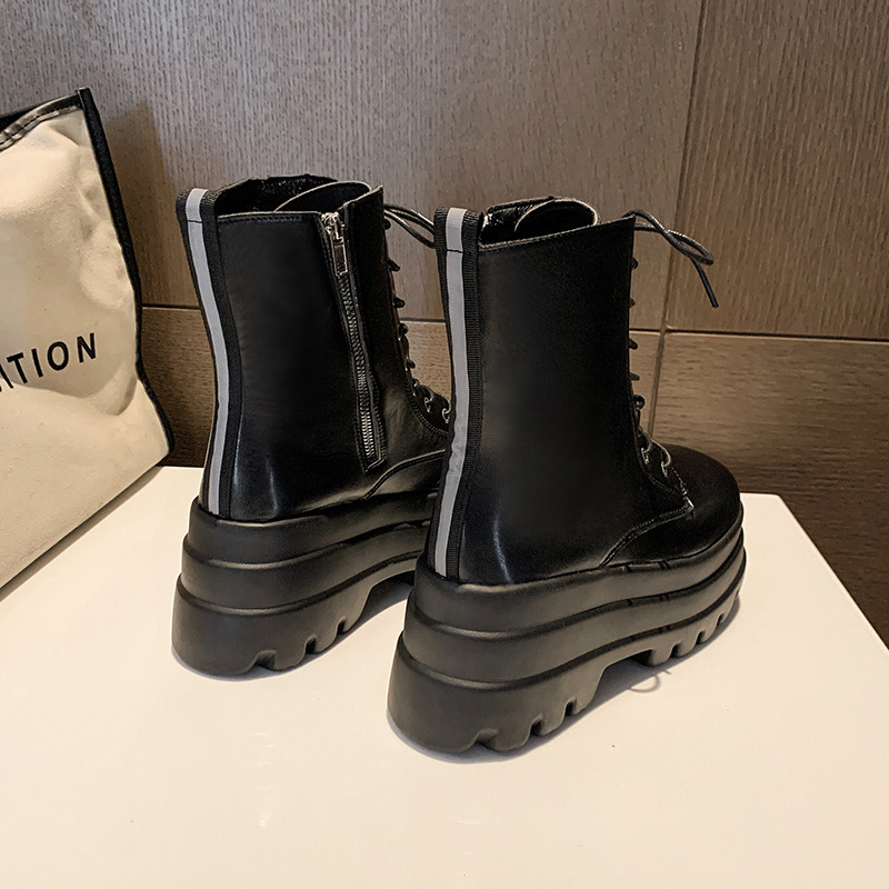 The new fashion lace-up and matte thick-soled short-top Dr. Martens boots for the European and American trade large-sized knight boots in the autumn and winter of 2024 details Picture
