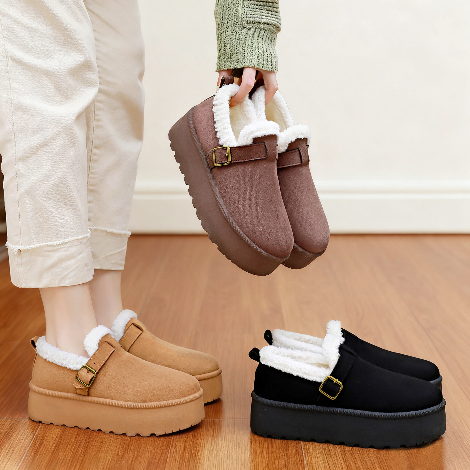Cross-border large-sized cotton shoes, TEMU fleece snow boots, warm ankle boots, thick-soled height-increasing cotton boots, versatile women's shoes Application Scenario
