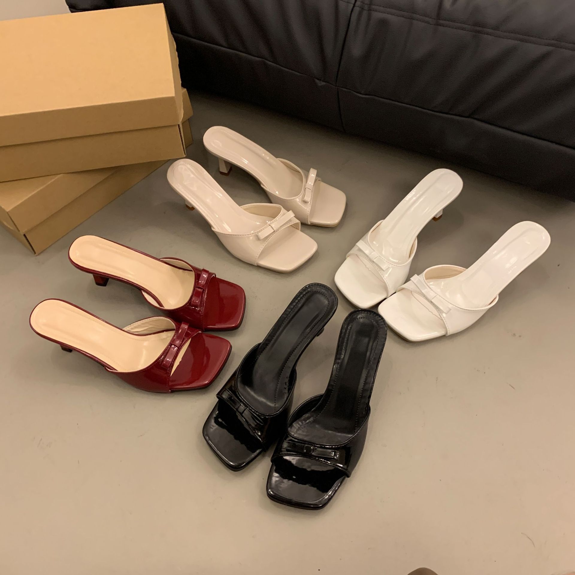 French high-heeled slippers 2024 new style for women to wear outside, square-toed thin-heeled one-shoulder and bow sandals, versatile and elegant details Picture