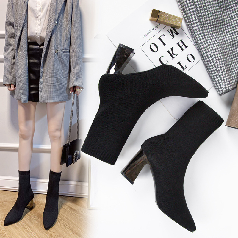 One-line black warm boots for women, comfortable and fashionable pointed-toe high heels, casual chunk-heeled single shoes for women full figure