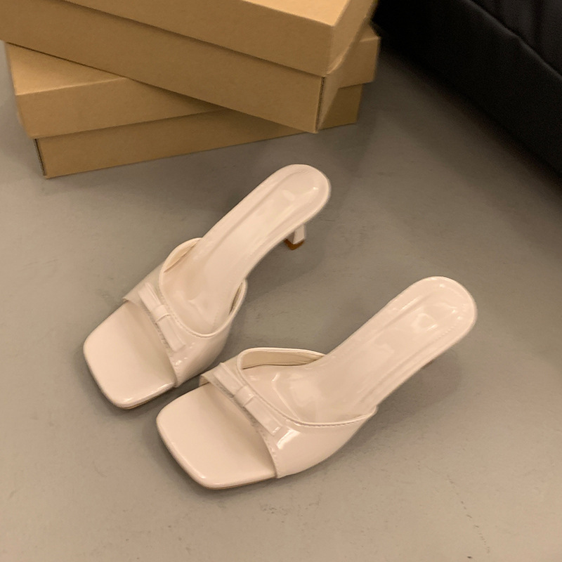 French high-heeled slippers for women 2025 new style summer outerwear, square-toed thin-heeled one-shoulder bow sandals, versatile and elegant Application Scenario
