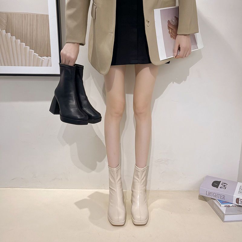 Short boots for women 2025 New spring and autumn single boots, Dr. Martens boots, round-toe height-increasing waterproof platform bare boots, thick high-heeled boots for women Application Scenario