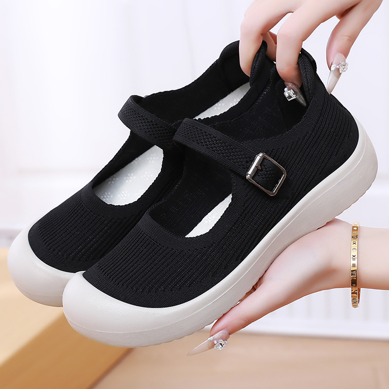 Summer new women's shoes: Breathable buckle fabric shoes, soft soles that don't get tired, casual shoes, hollowed-out, versatile and comfortable mom shoes Application Scenario
