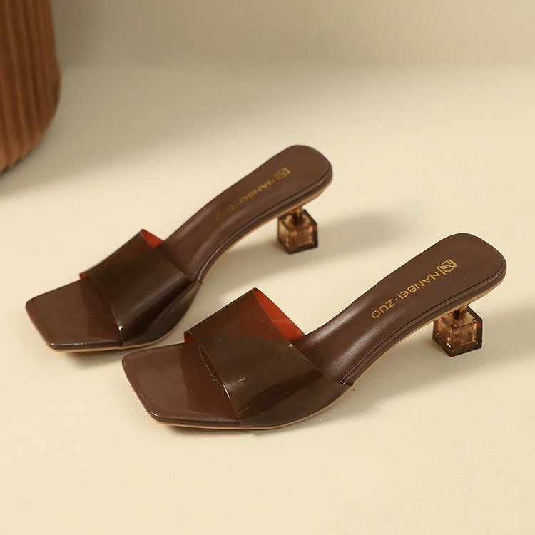 New high-heeled transparent flip-flops for women wearing large-sized French crystal thin-heeled square-toed one-piece flip-flops outside Application Scenario