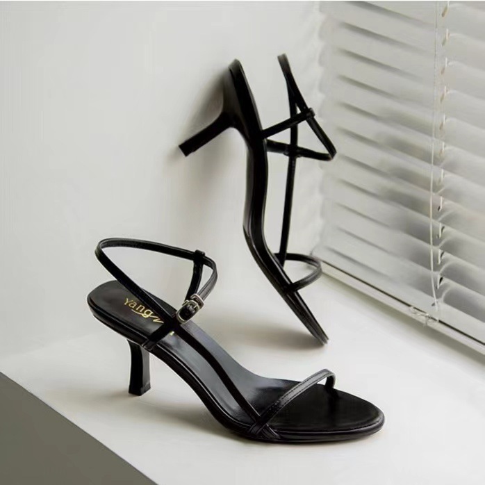 The 2023 new summer trend of women's sandals, the same thin-heeled one-shoulder buckle high-heeled sandals, sexy toe-exposing Korean version Specification drawing