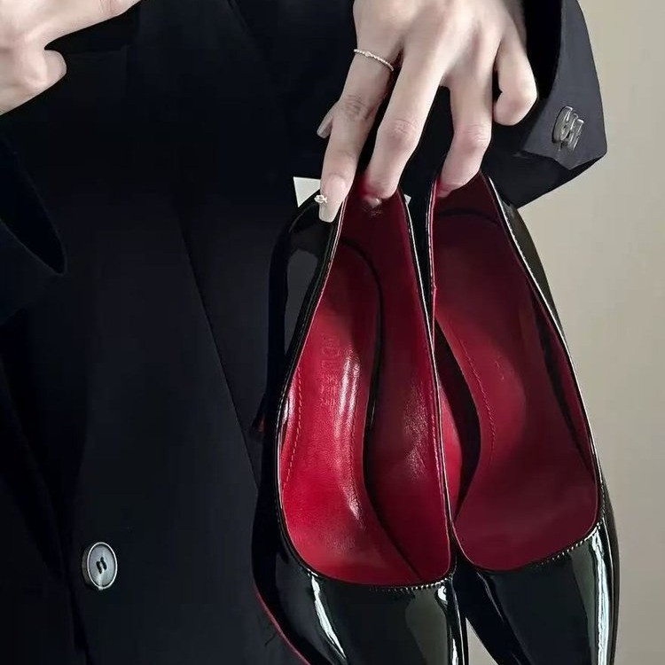 High-heeled women's 2025 Summer new slim heels French red soled sexy professional work single shoes Women's fashion single shoes full figure