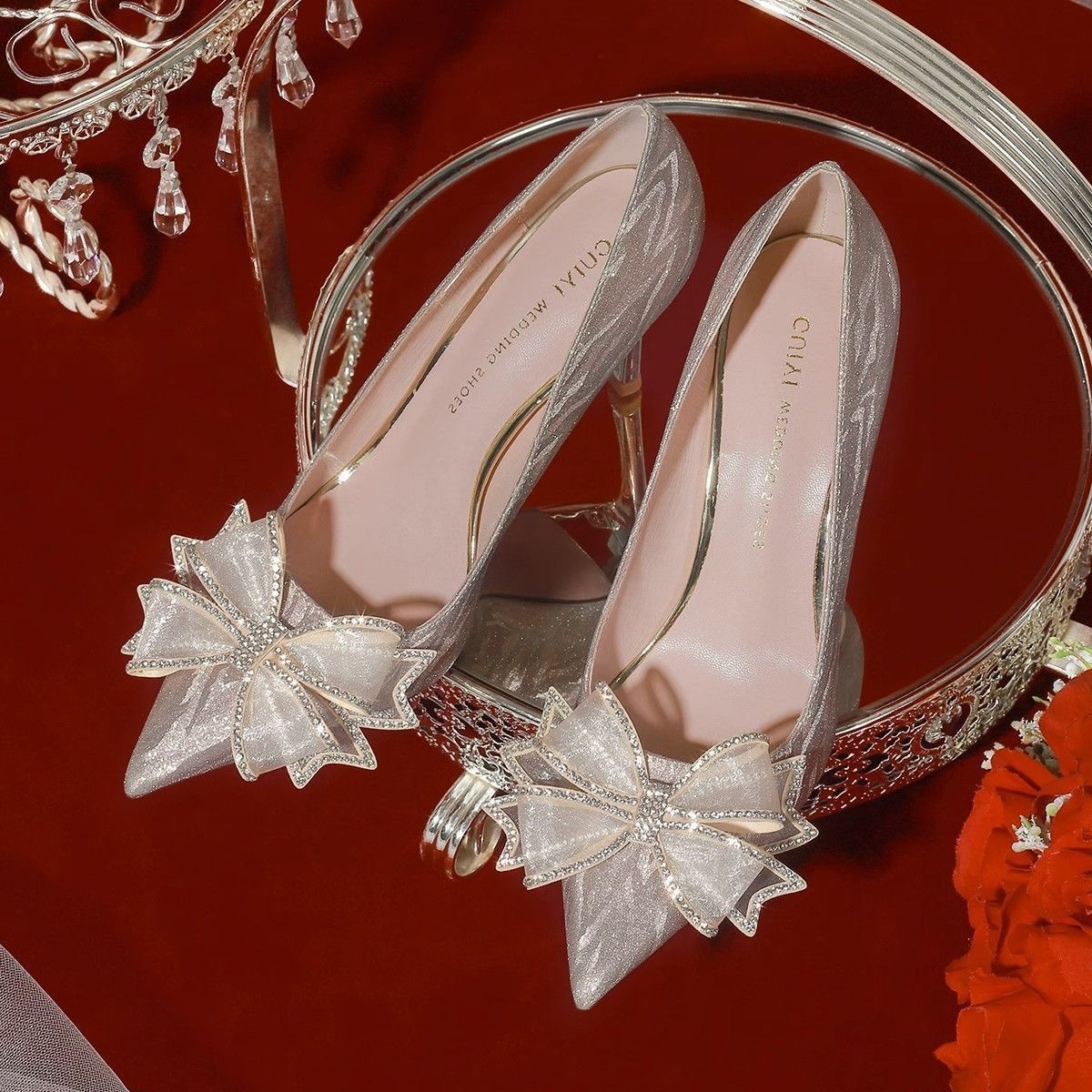 Single shoe French champagne color wedding shoes, autumn and winter bride shoes, 2025 new style He Xiu wedding dress, two-wear engagement high heels Application Scenario