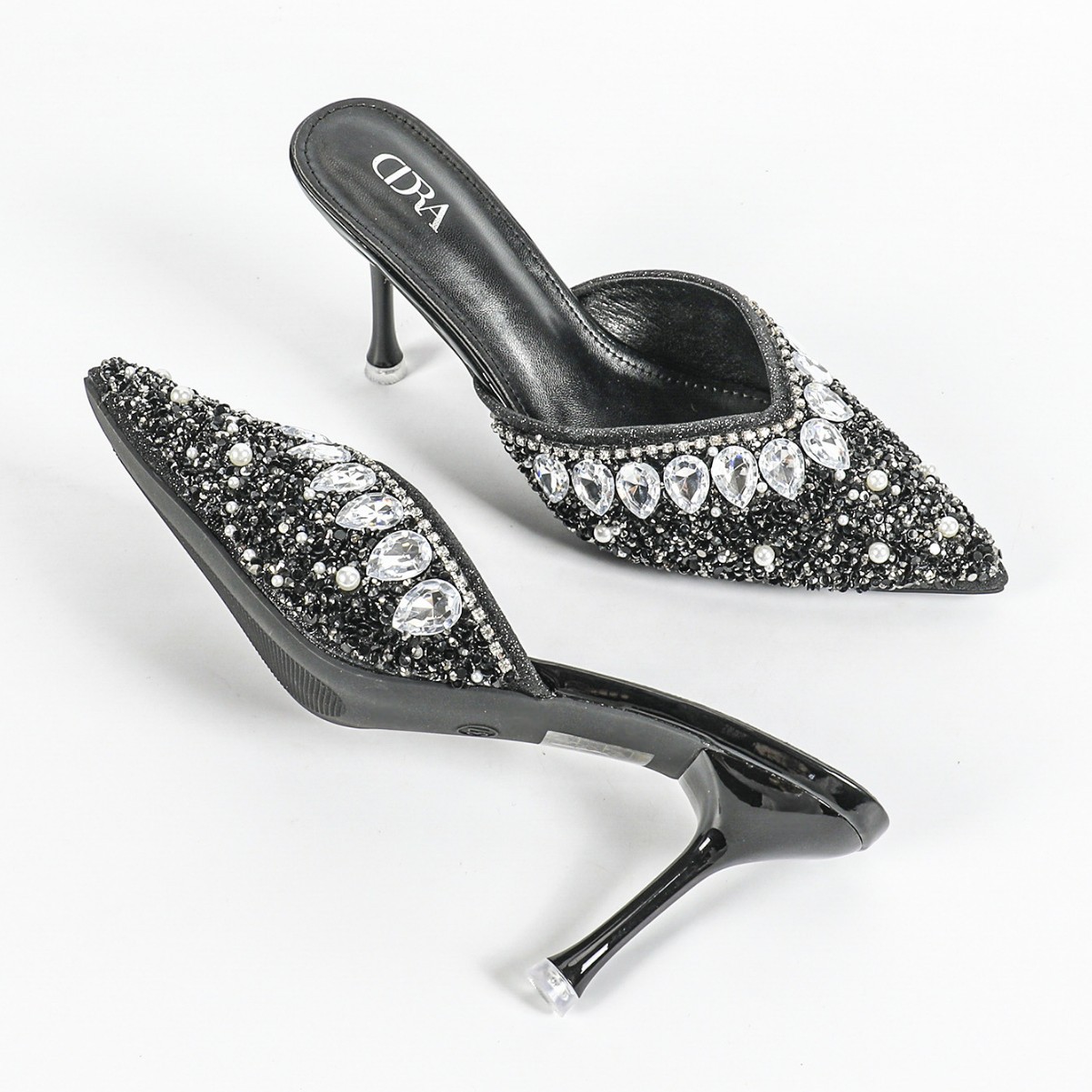 The 2025 new summer pointed-toe high-heeled flip-flops for women, featuring a slender pointed-toe style and a noble lady's style Item Picture