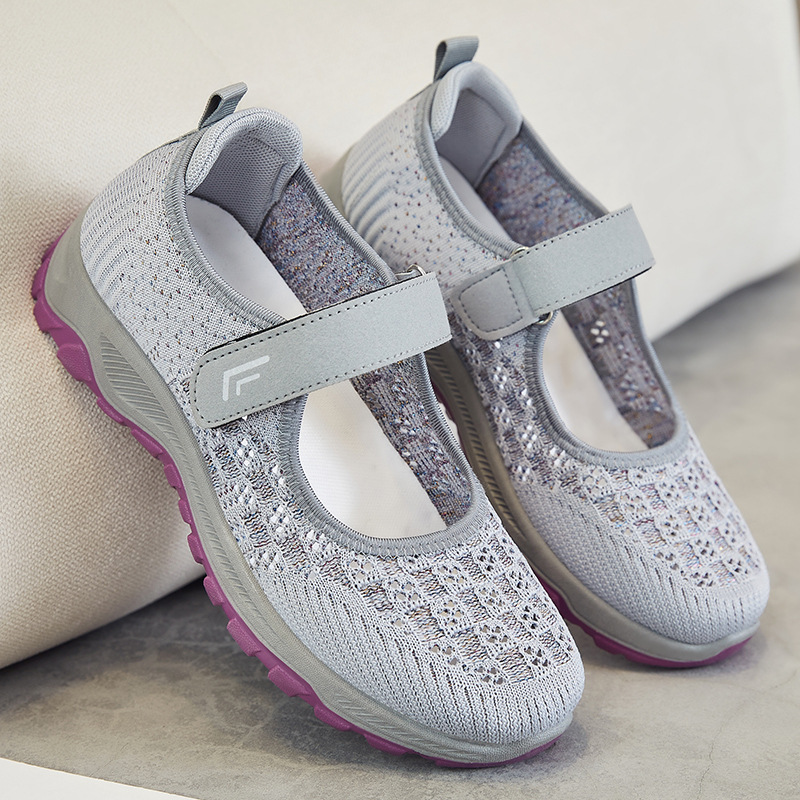 Shoes for women, middle-aged and elderly mothers: Versatile, breathable mesh shoes, soft-soled, comfortable walking shoes, Velcro style, flying woven shoes full figure