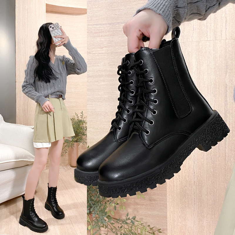 Mid-top thick-heeled round-toe cut-out boots for women, 2025 autumn new style Korean patent leather women's shoes, comfortable Dr. Martens boots Application Scenario