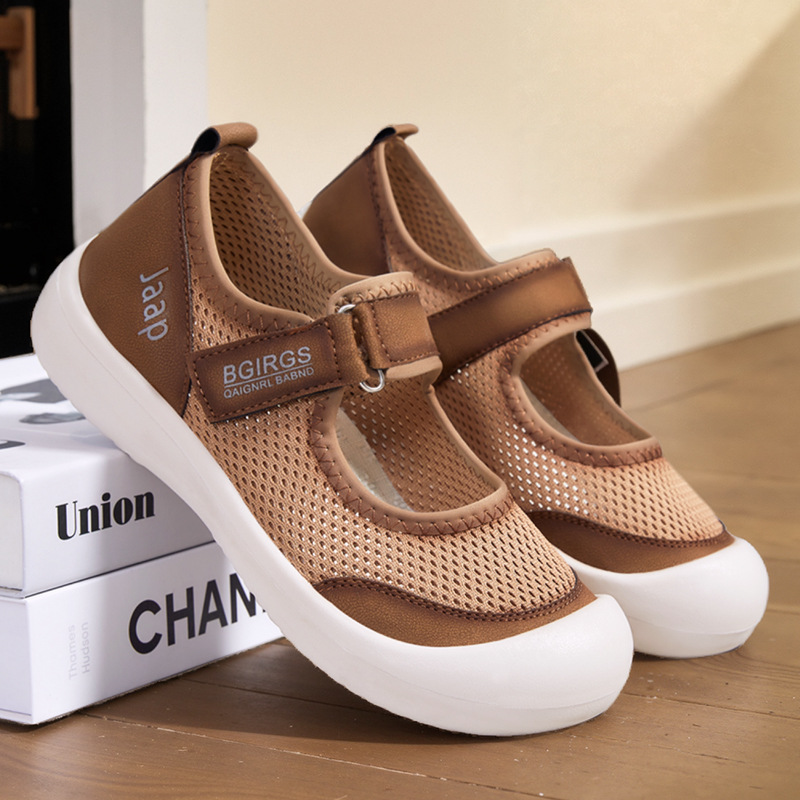 New summer comfortable and lazy women's casual shoes, cross-border breathable and comfortable Velcro versatile women's shoes full figure
