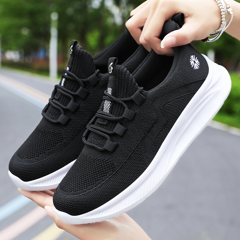 The new spring Feizhi women's shoes are casual, versatile and comfortable. They are breathable and sporty women's casual single shoes details Picture