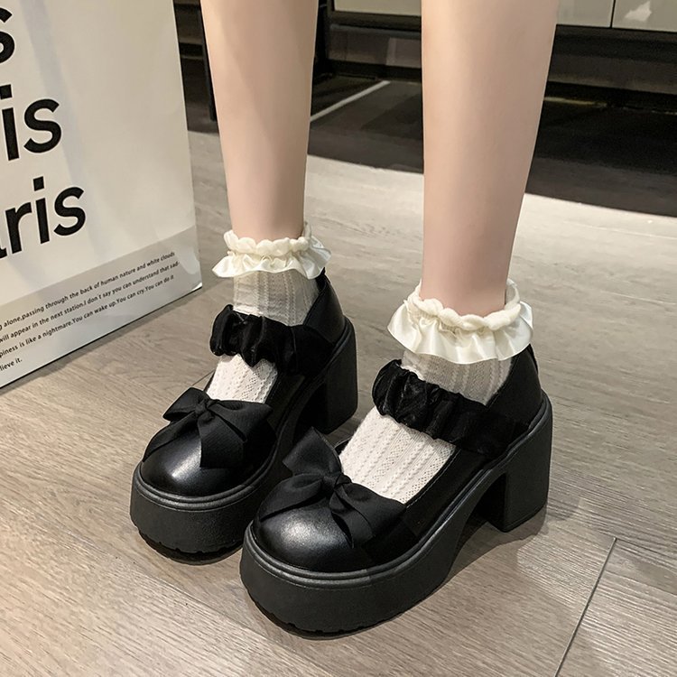 British-style Mary Jane small leather shoes 2025 Spring new style thick-soled, cake-soled, chunky single shoes for women to wear loafers on one foot Application Scenario