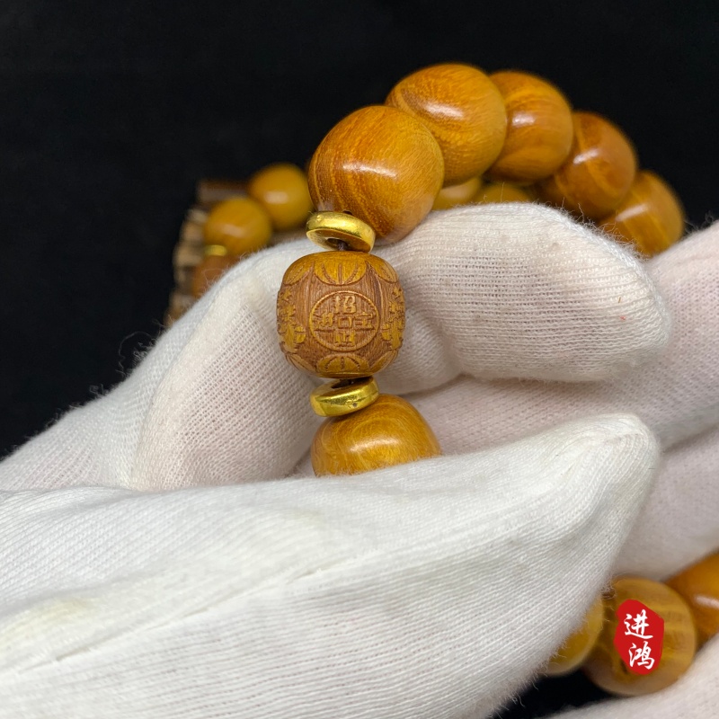 Exquisite golden thread sandalwood bracelet, with fine texture and warm luster, fully showcases the elegance of the East. Prayer beads 📿 cultural play bracelets prayer beads Specification image