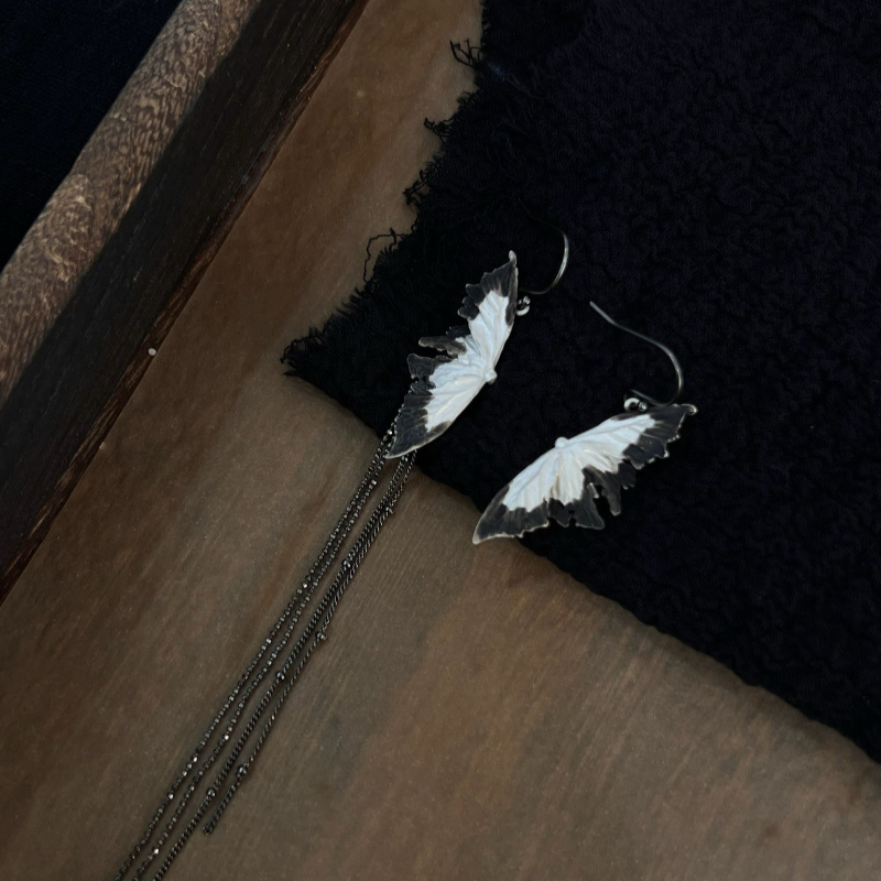 S925 sterling silver geometric square earrings, simple and cold style, irregular stud rings, Korean style, simple and trendy earrings, Shibuya details Picture