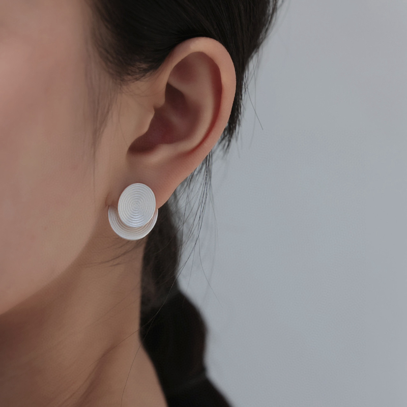 S925 sterling silver geometric square earrings, simple and cold style, irregular stud earrings, Korean style, simple and trendy earrings, Shibuya Specification image