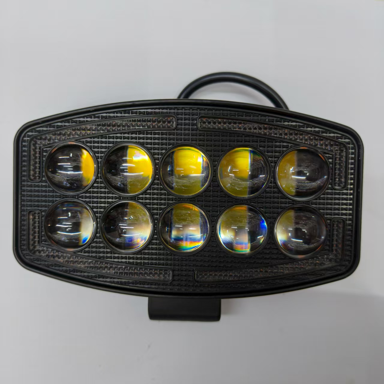 Truck LED lights, spotlights, spotlight lights, lens lights, yellow daytime running lights, high-brightness model lights, front spotlights Item Picture