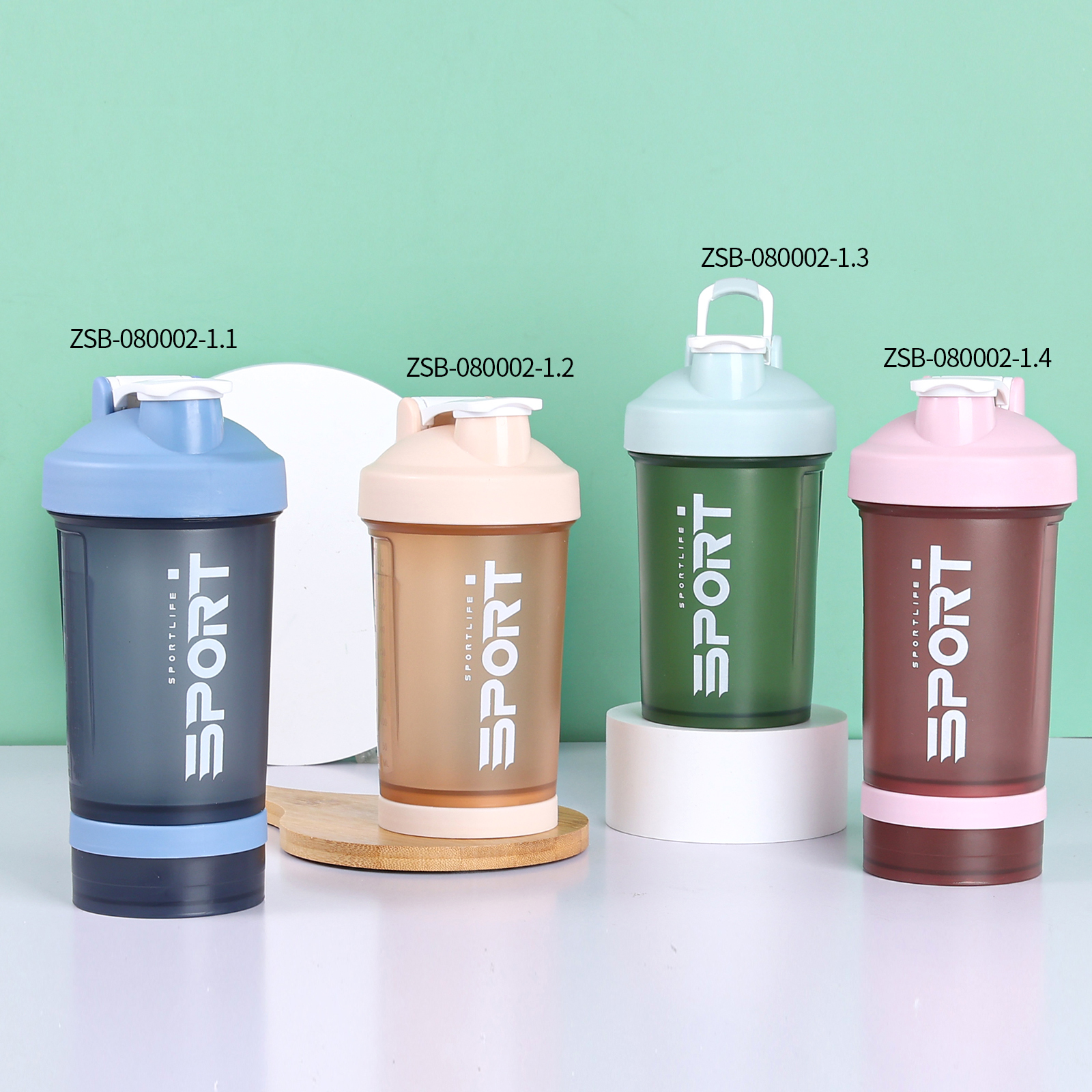 三层摇摇杯塑料杯蛋白粉带粉盒健身运动水杯奶昔杯搅拌杯代餐水杯白底实物图