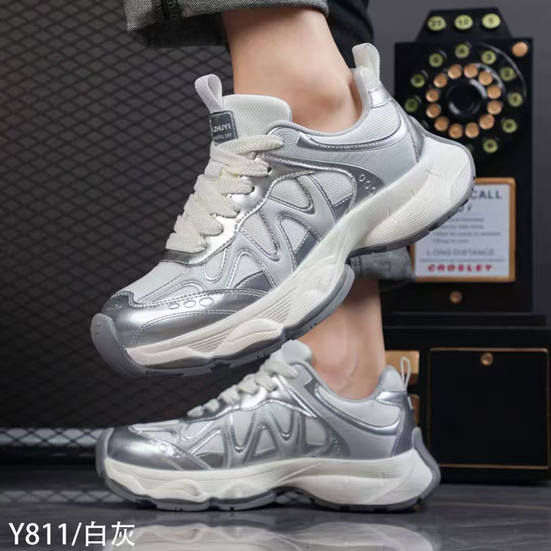 Y811运动鞋灰白色黑色休闲运动户外鞋内增高鞋批发