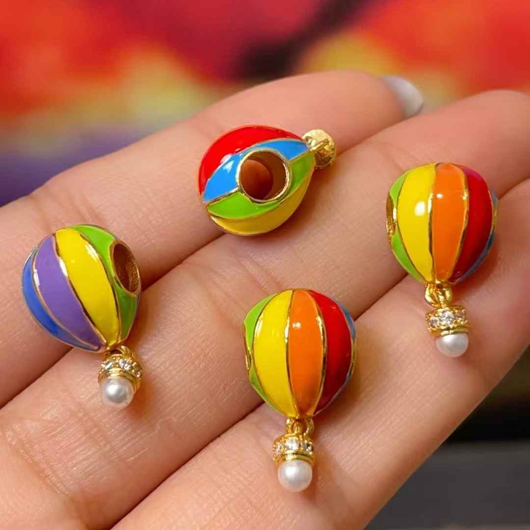 Rainbow hot air balloon pendant diy accessory, crystal accessory, traditional sand gold accessory, copper-plated real gold with high color retention details Picture
