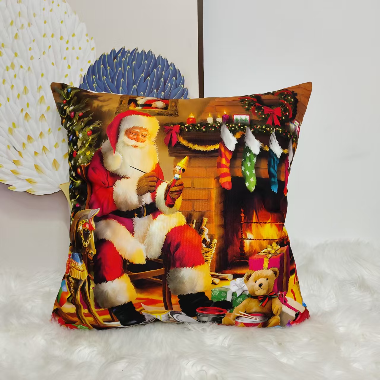 The limited edition Christmas throw pillows from Youpin are fun and cute, and all children love them details Picture