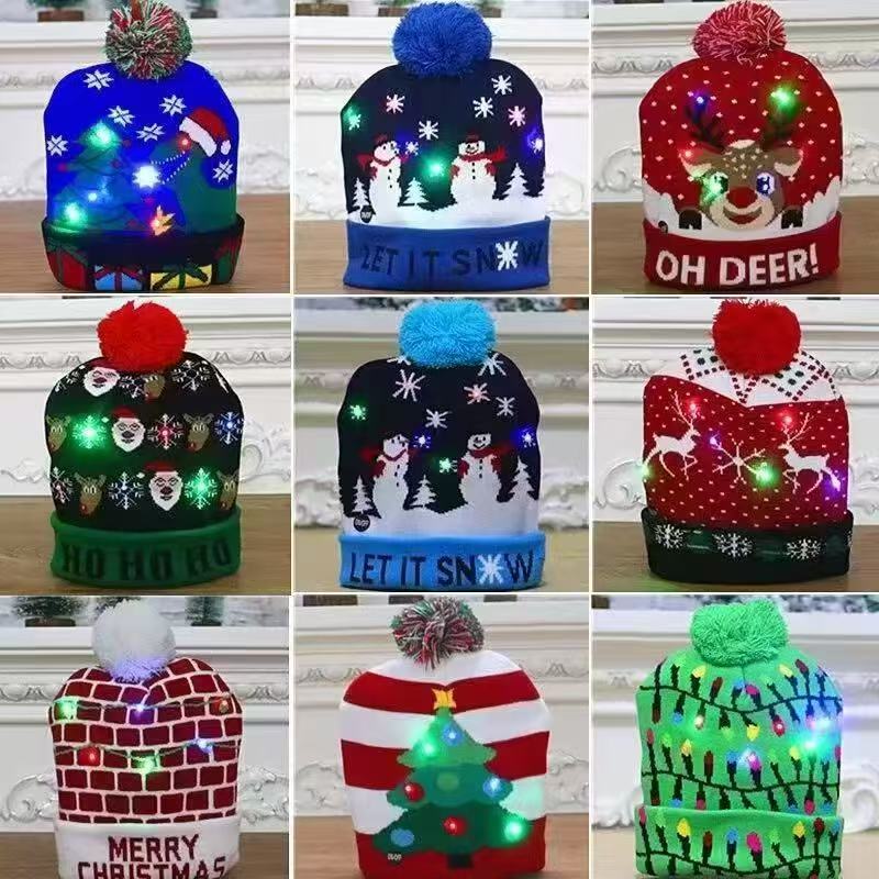 High-quality Christmas hats are cute and loved by children details Picture