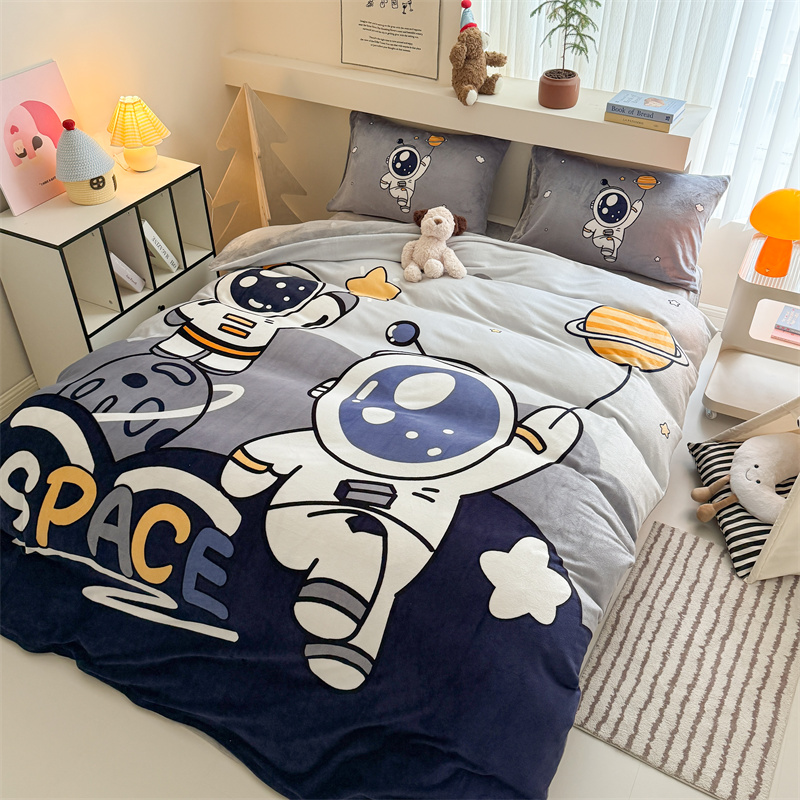 Wholesale from the source factory of the 2025 new type a large version cartoon thickened milk fleece printed four-piece set for mothers and babies Application Scenario