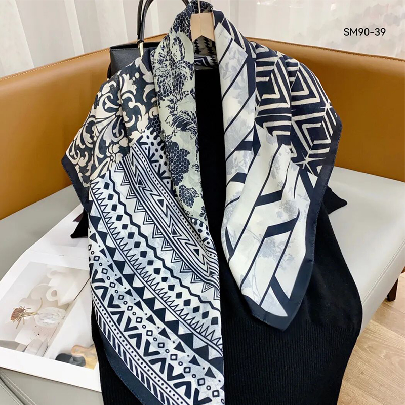 New long women's autumn and winter fashion scarf, winter warmth, women's scarf, long women's scarf, a must-have for autumn and winter Application Scenario