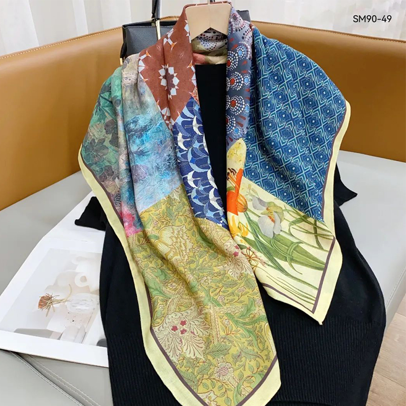 New faux plush autumn and winter fashion scarf for women, a warm winter scarf for women, a long scarf for women, a must-have for autumn and winter Application Scenario