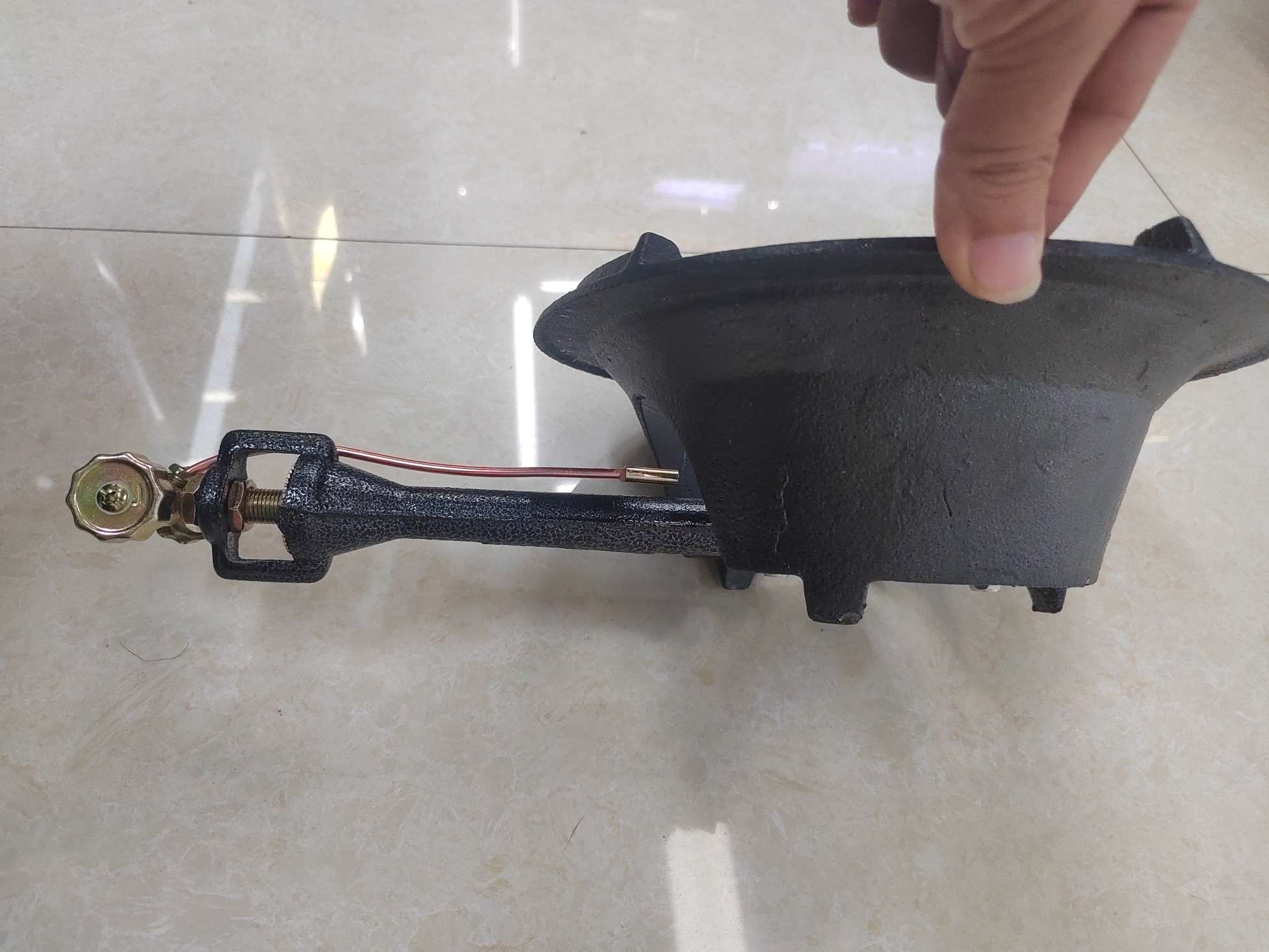 The length of the air inlet pipe for the special burner head of commercial cast iron boilers, the iron cap, the burner nozzle, and the gas high-intensity stove are only available at the outlet of 24 inches and 28 inches detail image 4