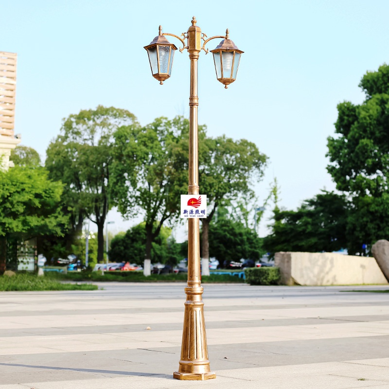 Solar-powered European-style double-head led garden lights, outdoor waterproof, retro garden landscape lights, industrial style, ancient-style street lights