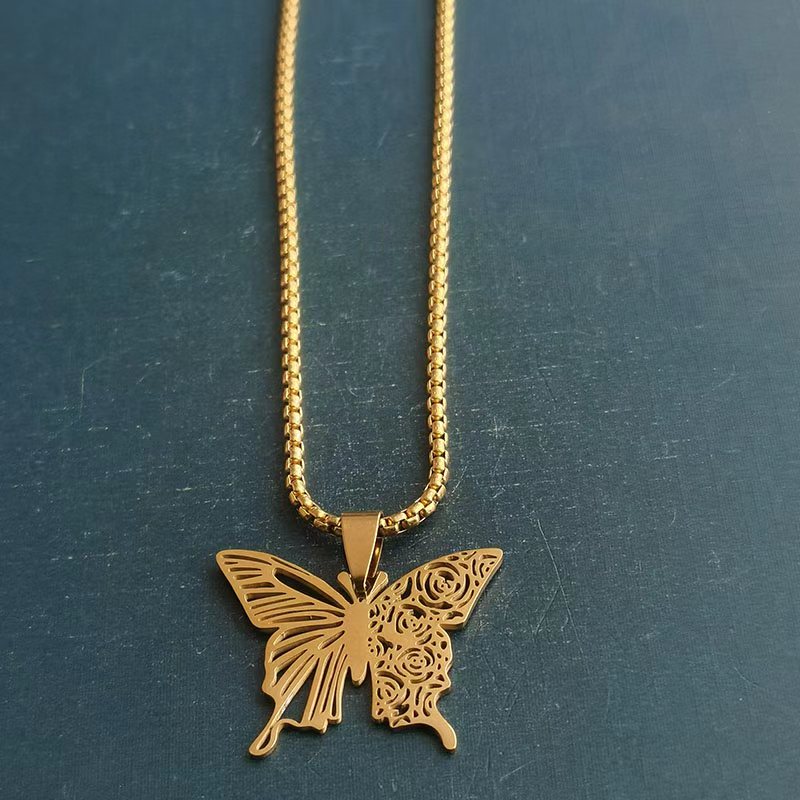 跨境外贸镂空玫瑰花纹动物蝴蝶钛钢不锈钢DIY饰品配件项链吊坠潮详情图6