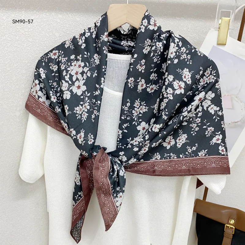 The new silk scarf is a versatile and fashionable printed long shawl for women, a trendy accessory for spring, summer, autumn and winter pic 2