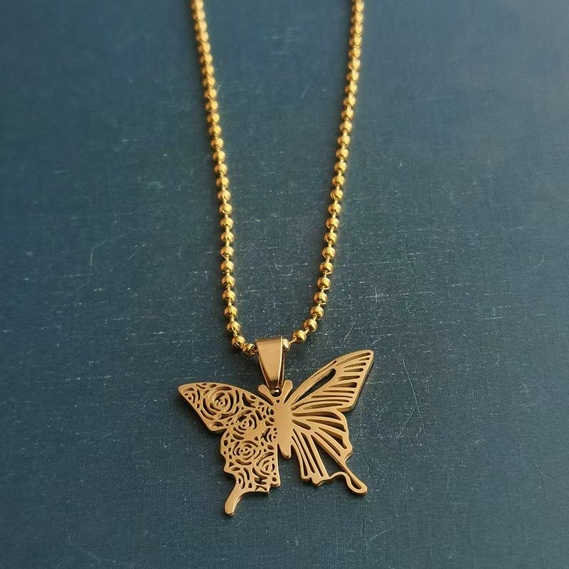 跨境外贸镂空玫瑰花纹动物蝴蝶钛钢不锈钢DIY饰品配件项链吊坠潮详情图3